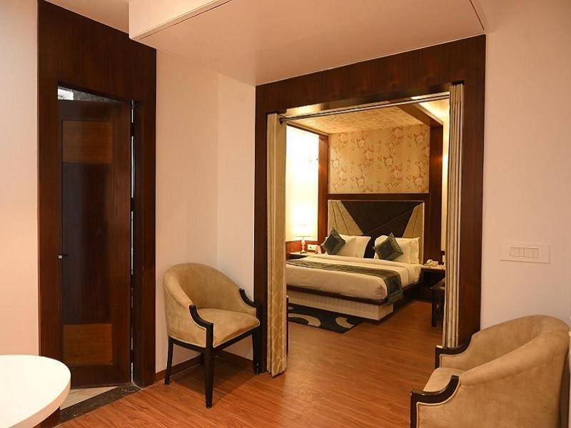 Square Hotel,varanasi Hotel