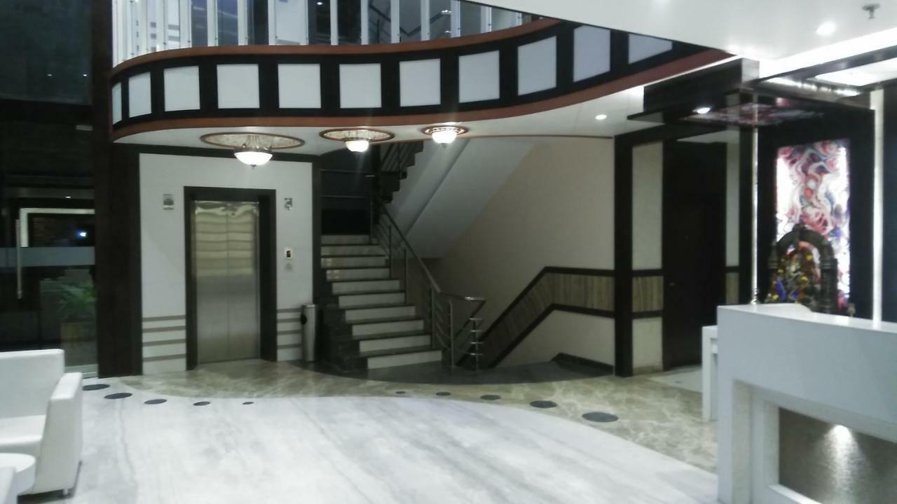 Hotel Square Hotel,varanasi 3*