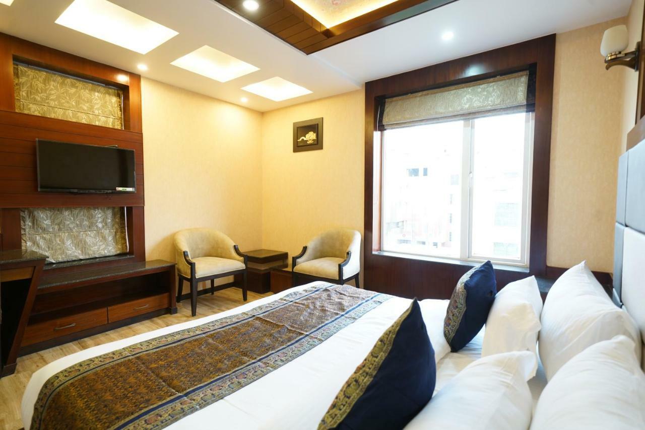 Square Hotel,varanasi